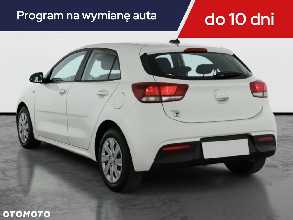 Kia Rio - 6