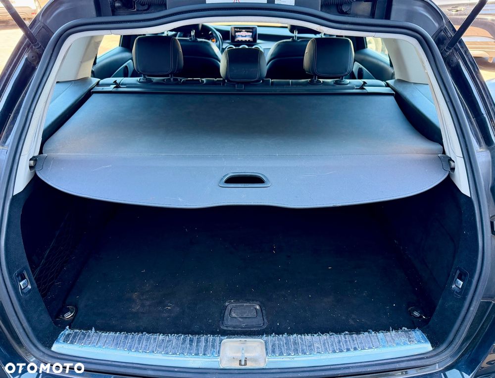 Mercedes-Benz Klasa C 180 Avantgarde - 16