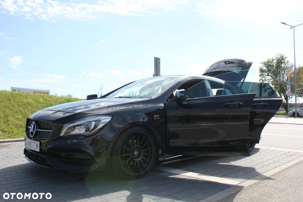 Mercedes-Benz CLA 200 7G-DCT AMG Line - 4
