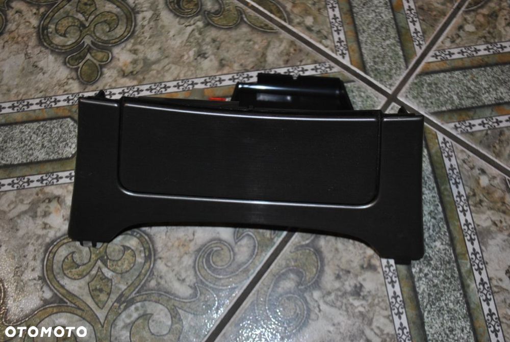 Popielniczka Opel Insignia A - 2