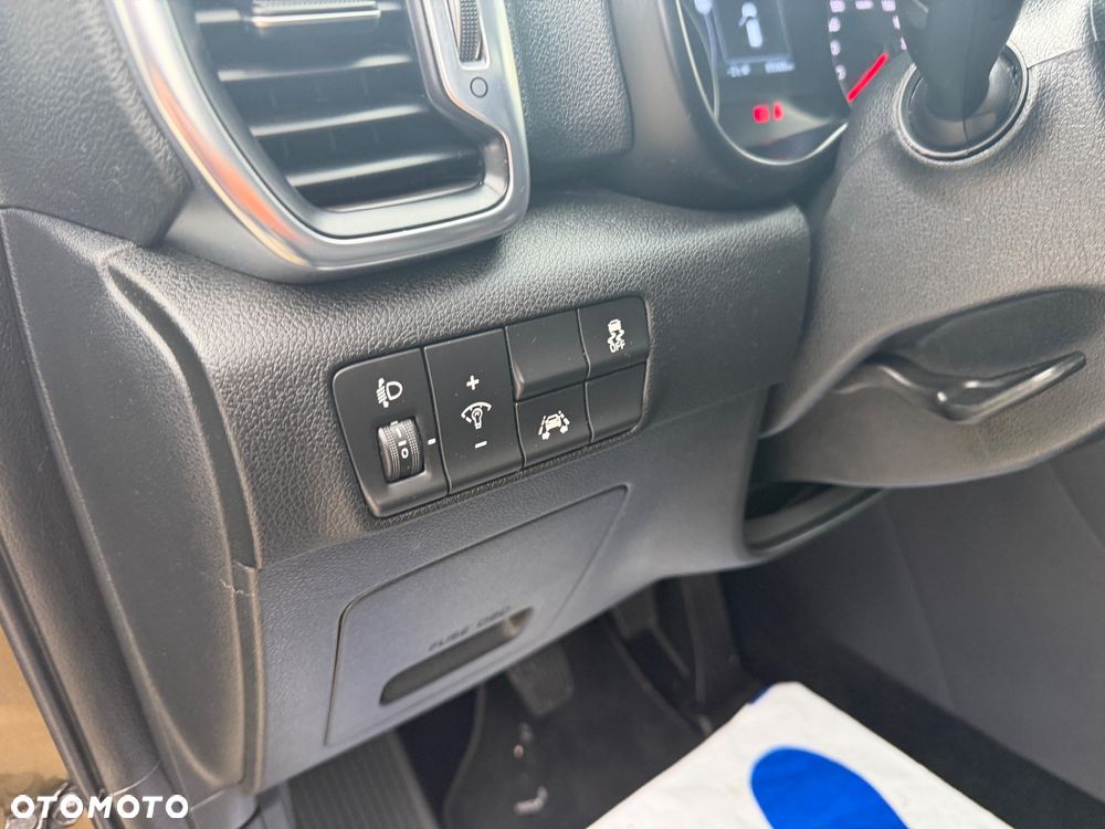 Kia Sportage 2,0 CRDI 2WD ISG Spirit - 22