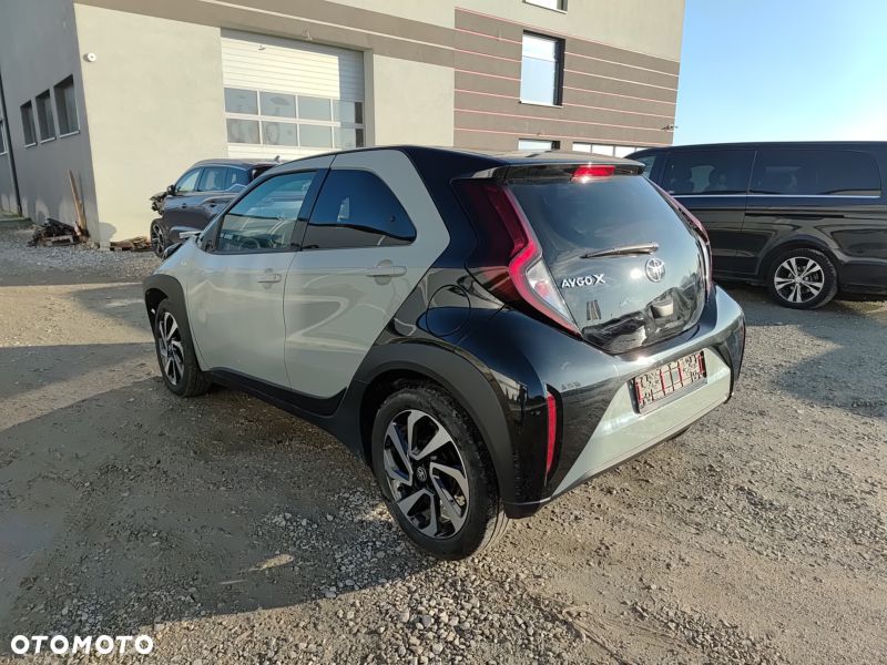 Toyota Aygo X 1.0 VVT-i Color Edition X-shift - 15