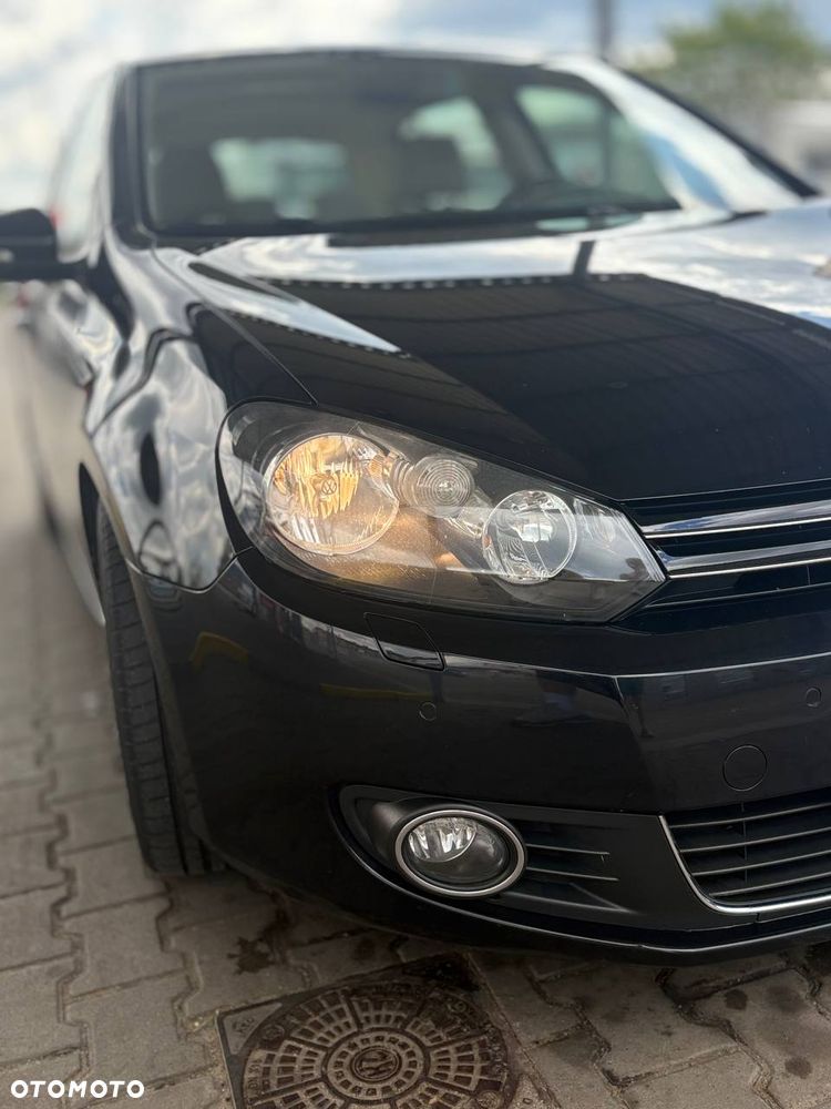 Volkswagen Golf - 2