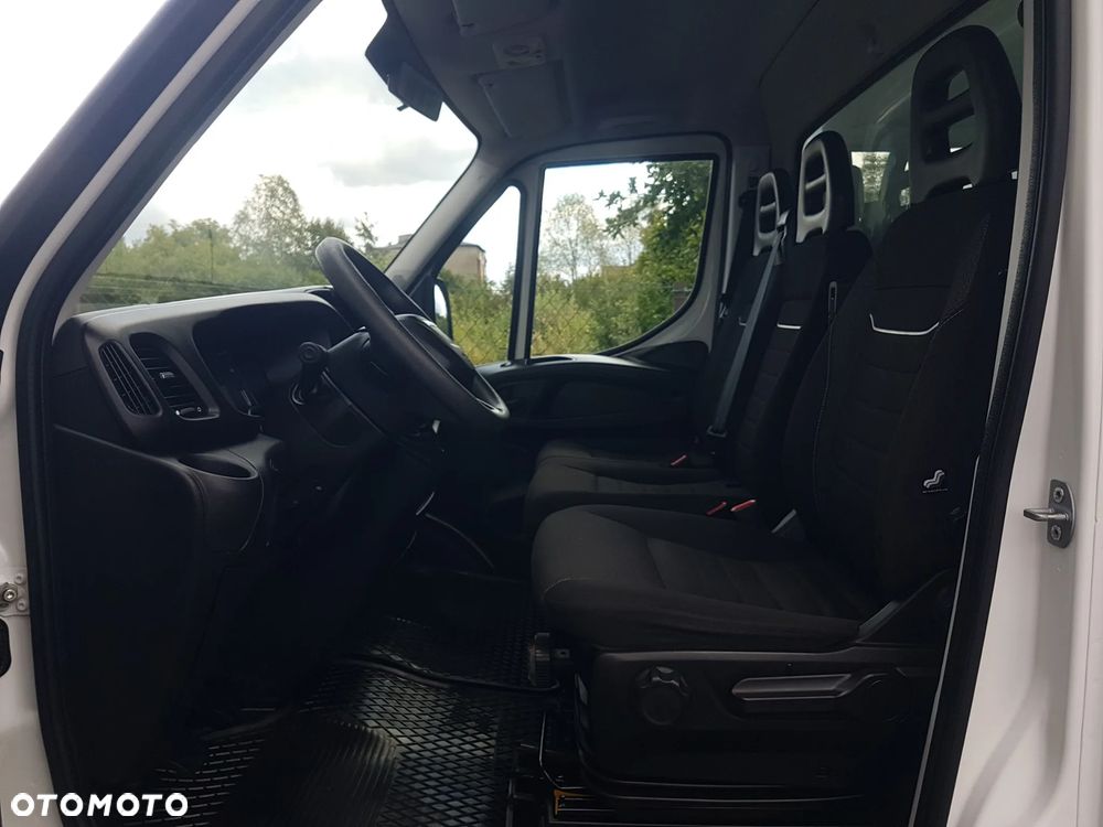 Iveco DAILY WINDA 35S16 8EP KONTENER KLIMA 4,21x2,10x2,23 KRAJOWY 3,0-160KM MANUAL 6-BIEGÓW - 32