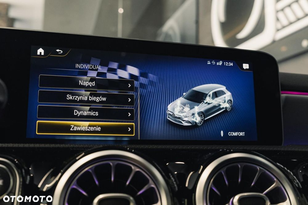 Mercedes-Benz Klasa A 35 AMG 4-Matic 7G-DCT - 23
