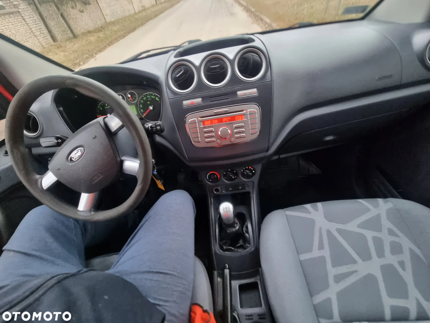 Ford Transit Connect - 39