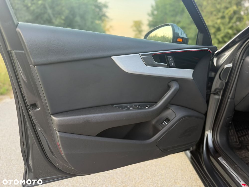 Audi A4 Avant 40 TDI Quattro S Line S tronic - 34