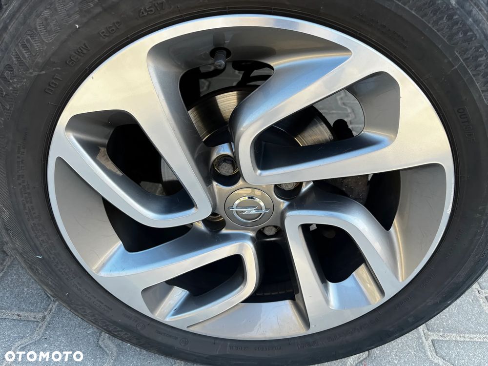 Opel Crossland X 1.2 T Eco Design Line S&S - 24