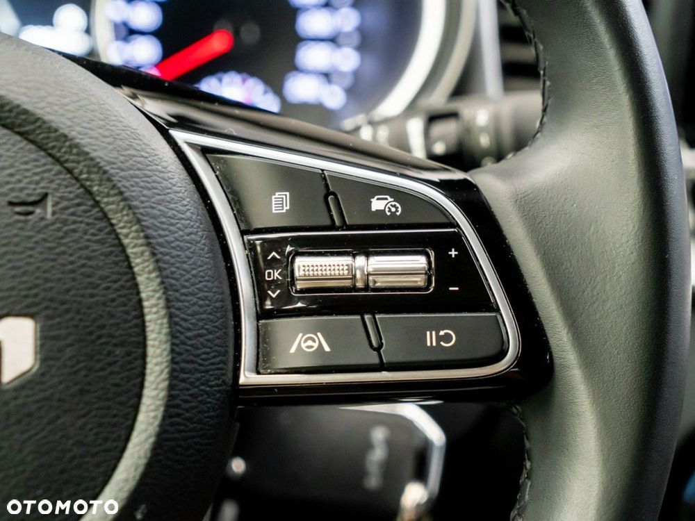 Kia XCeed 1.5 T-GDI M - 25