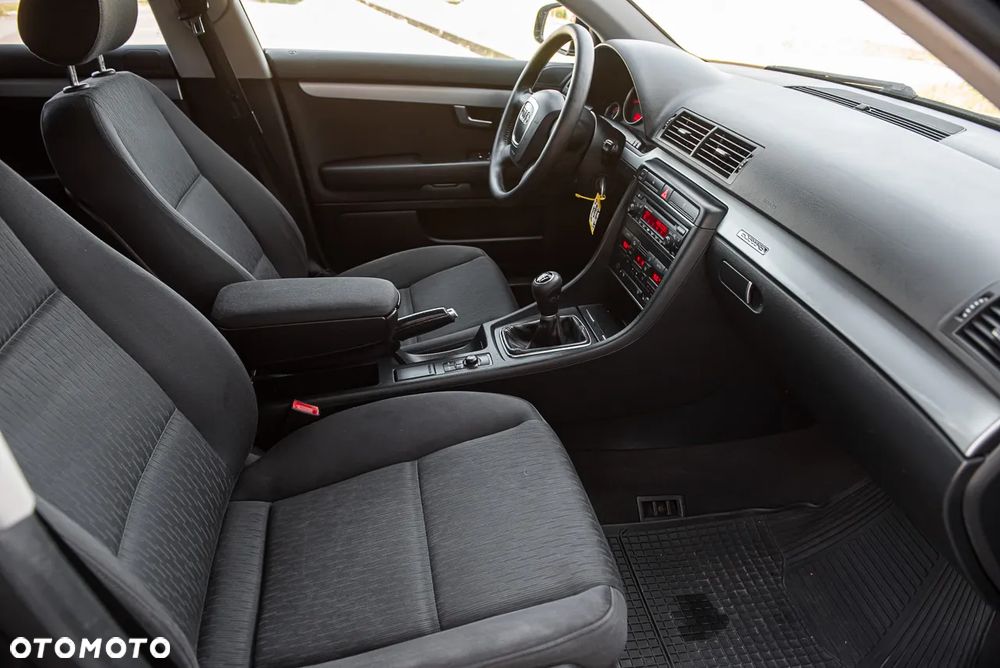 Audi A4 Avant 1.8T Quattro - 26