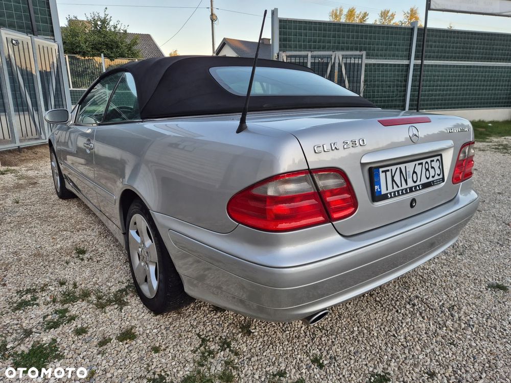 Mercedes-Benz CLK - 20