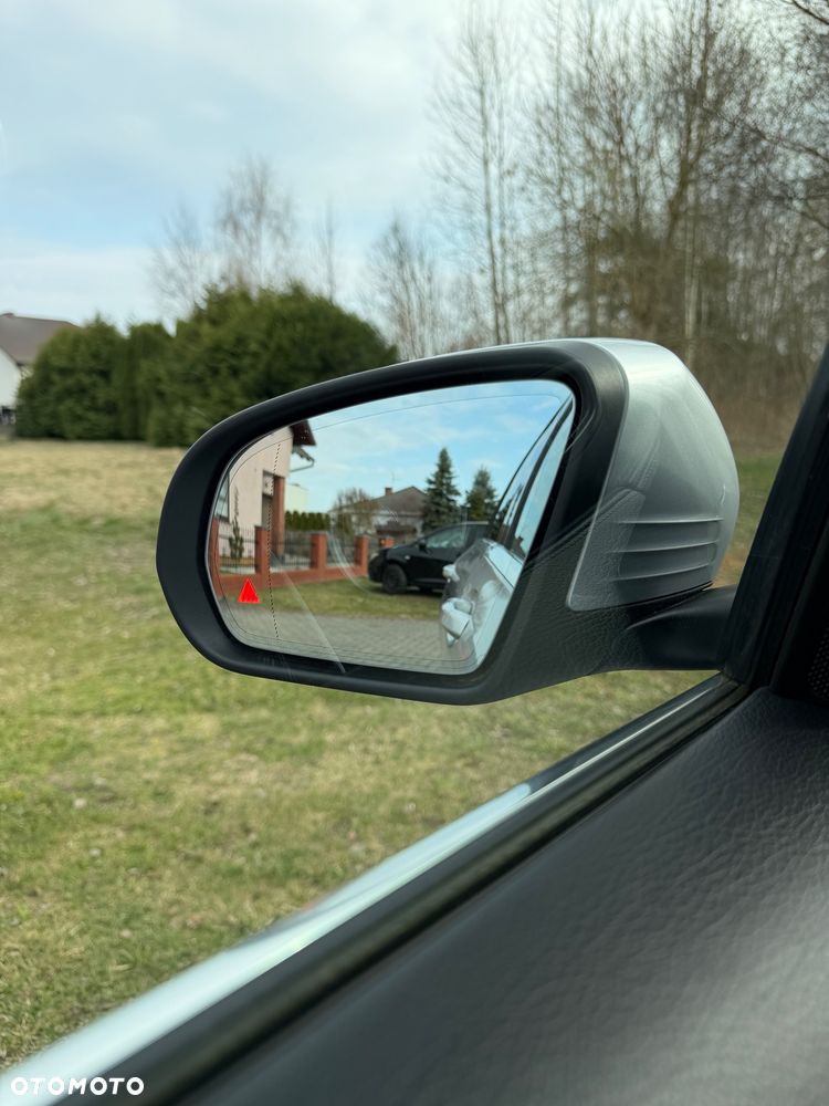 Mercedes-Benz Klasa C 300 d 9G-TRONIC Avantgarde - 26