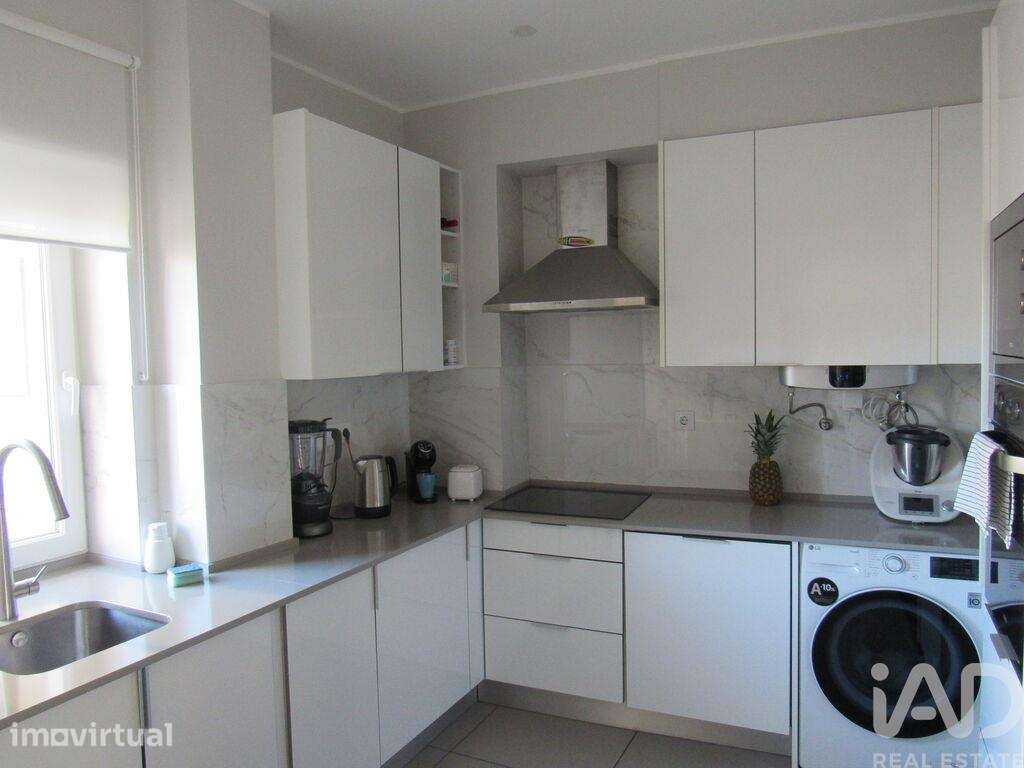 Apartamento T2 em São Sebastião de 87 m2 - Grande imagem: 4/31