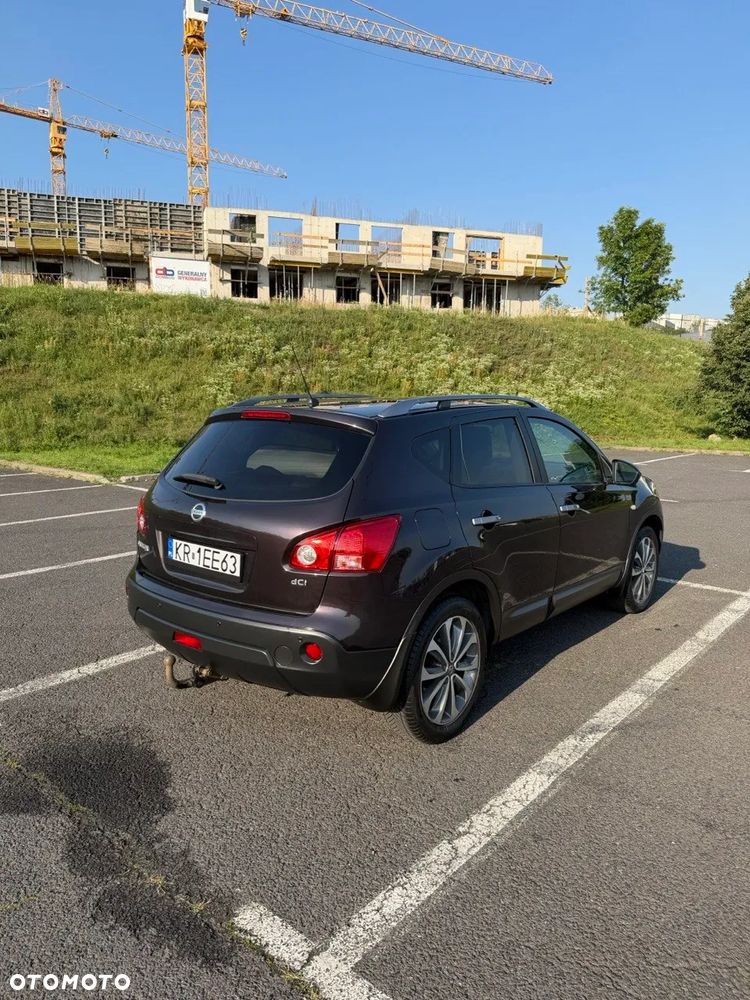 Nissan Qashqai 2.0 dCi 4x4 Tekna - 11