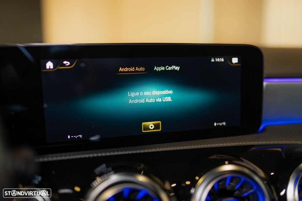 Mercedes-Benz A 250 e AMG Line - 43