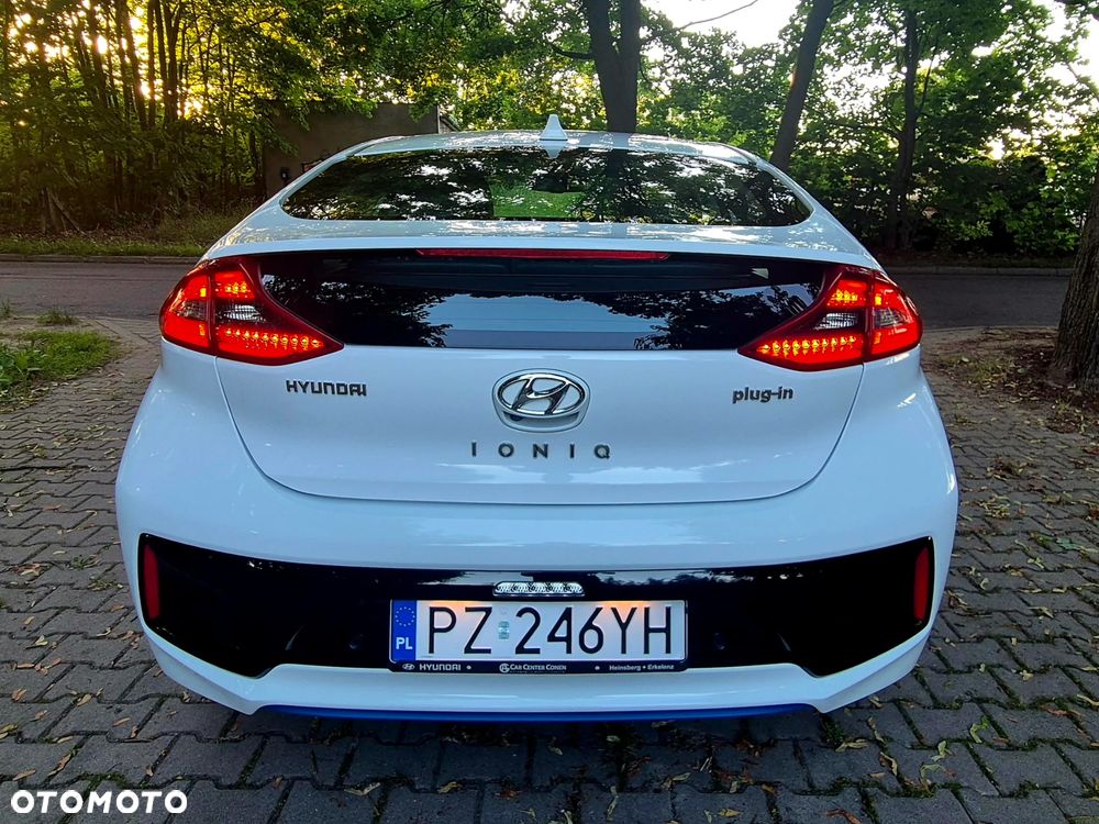 Hyundai IONIQ 1.6 GDI Premium - 4