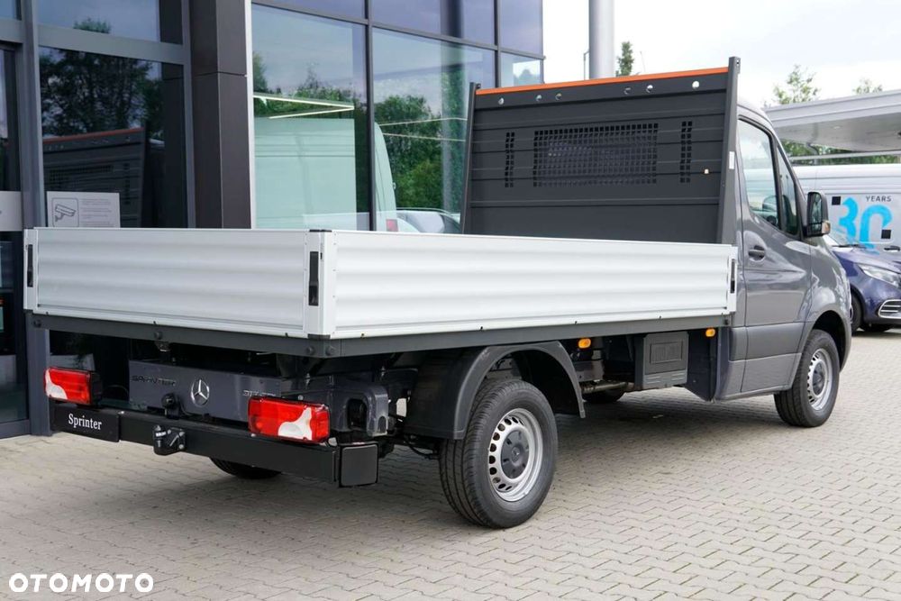 Mercedes-Benz Sprinter - 6