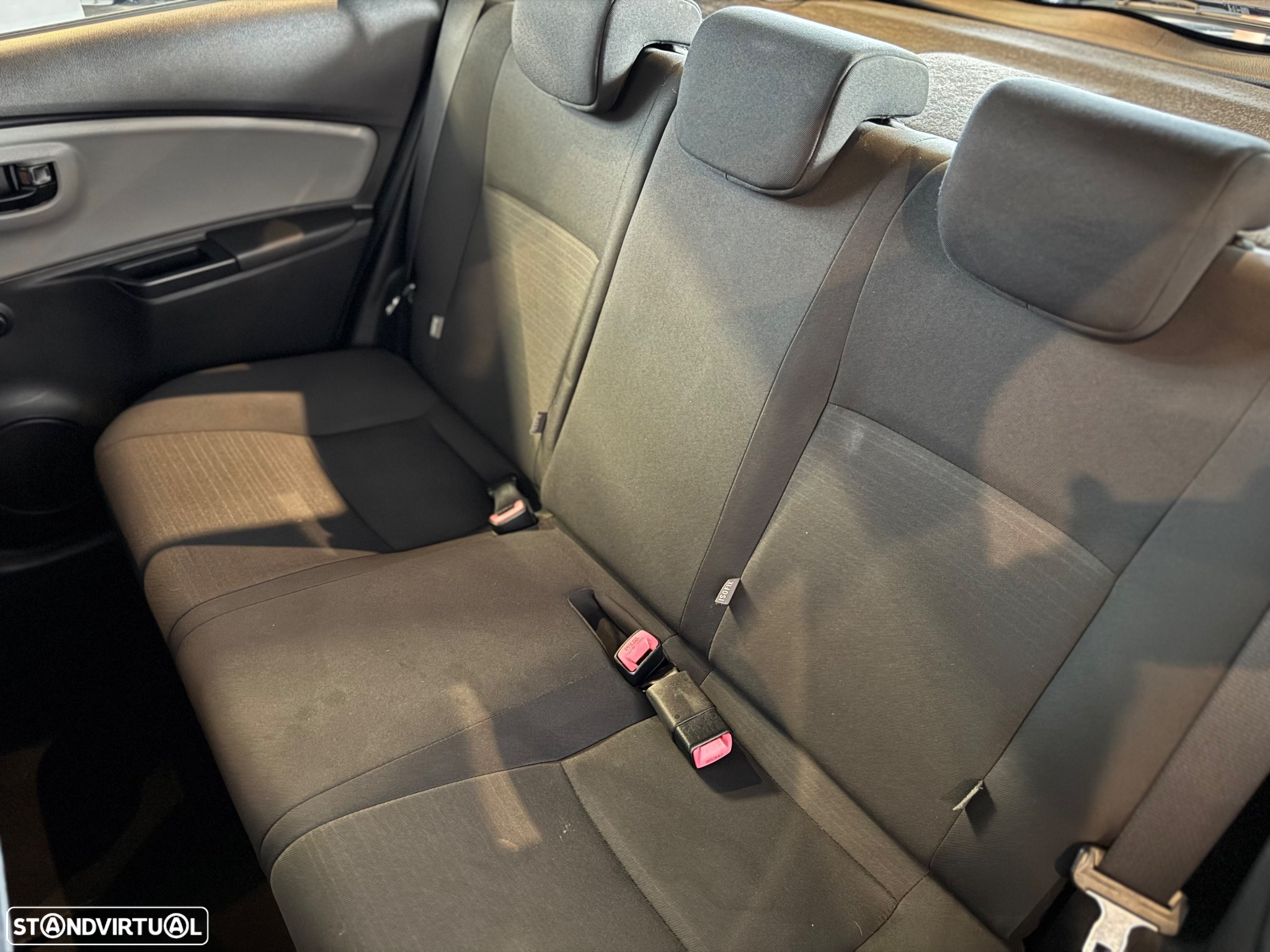 Toyota Yaris 1.0 VVT-i Comfort - 21