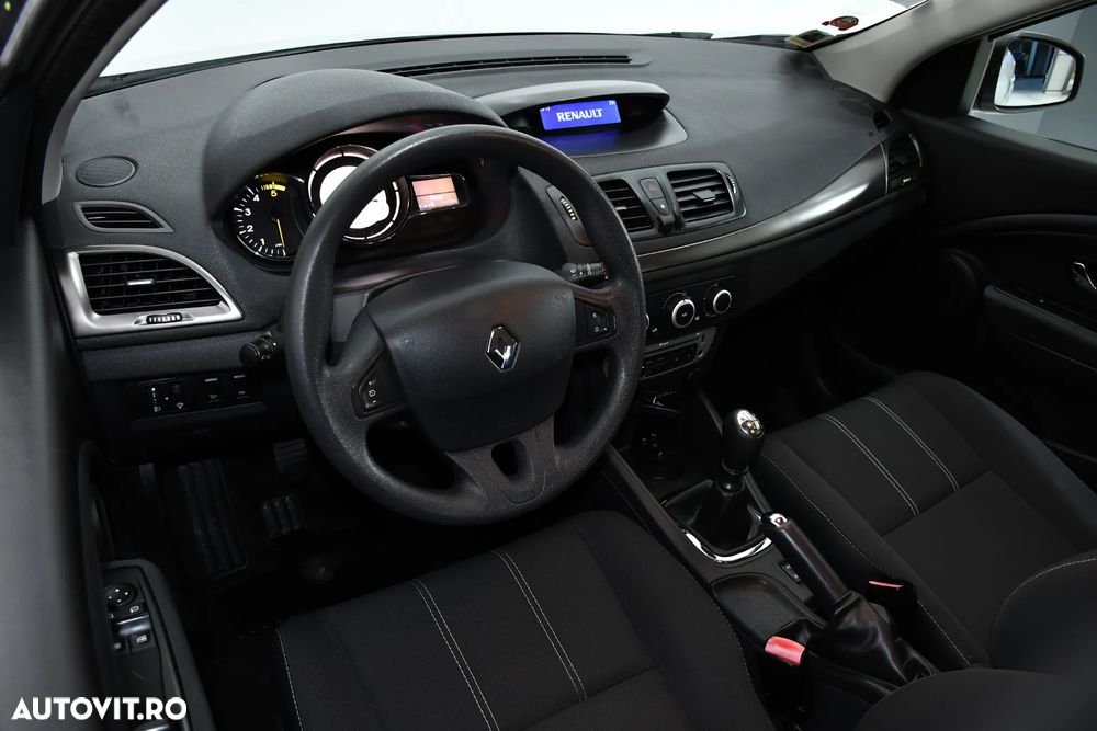 Renault Megane 1.5 dCi Expression - 13