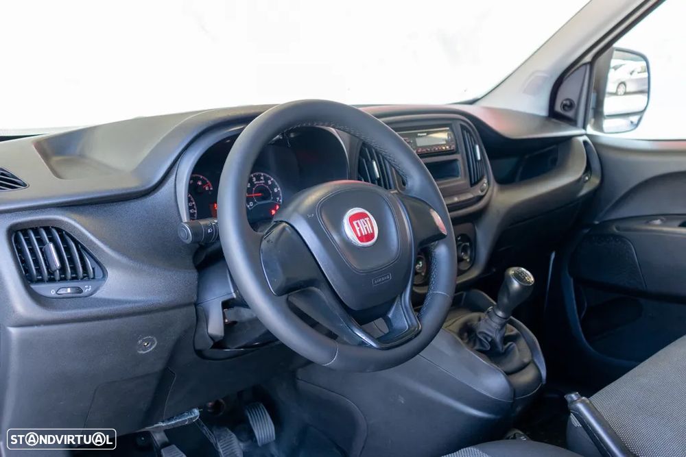 Fiat Doblo Maxi 1.3 Multijet Isotérmica 3 Lug. - 4