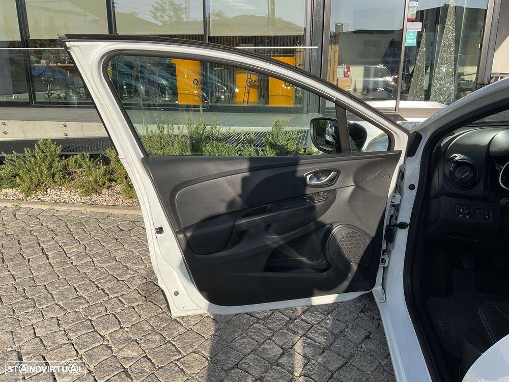 Renault Clio Sport Tourer 0.9 TCe Limited - 19