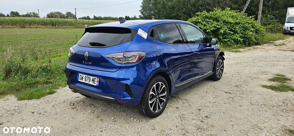 Renault Clio - 1