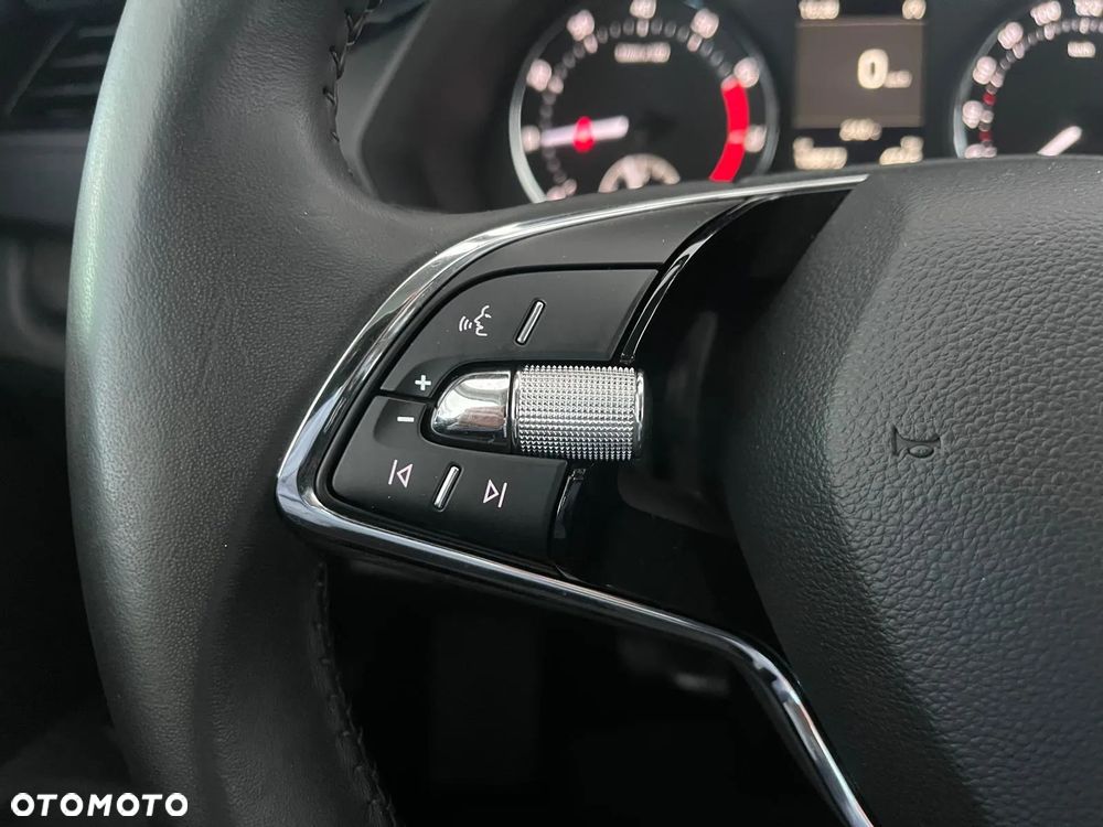 Skoda Octavia 1.0 TSI Ambition - 26