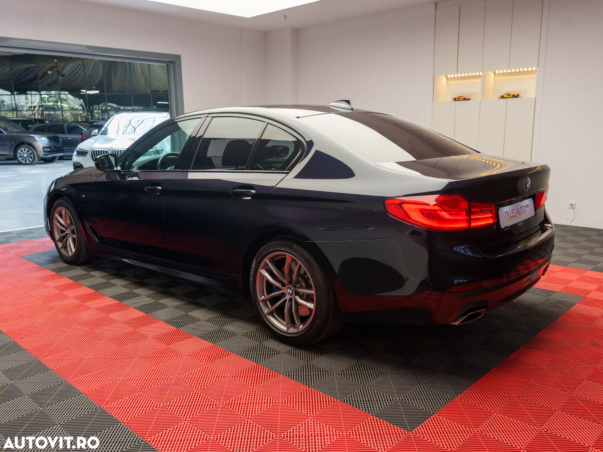 BMW Seria 5 530d xDrive Aut. - 7