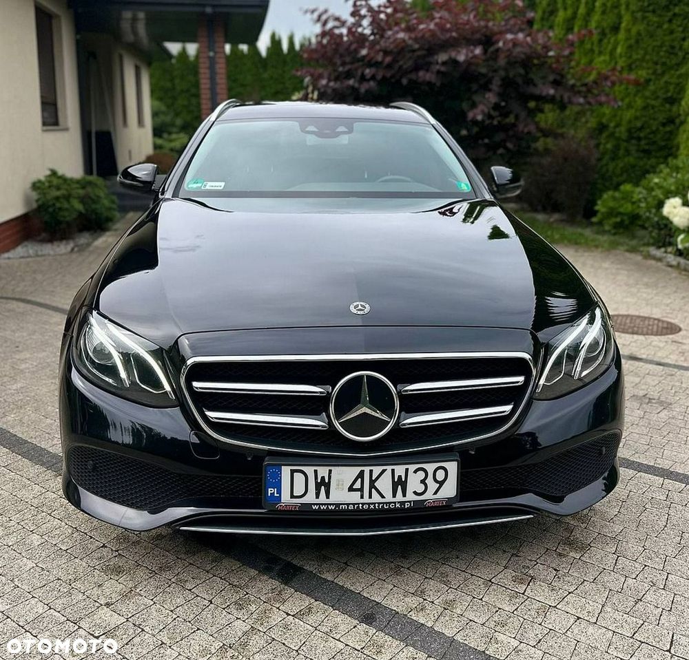 Mercedes-Benz Klasa E 220 d 9G-TRONIC Avantgarde - 3
