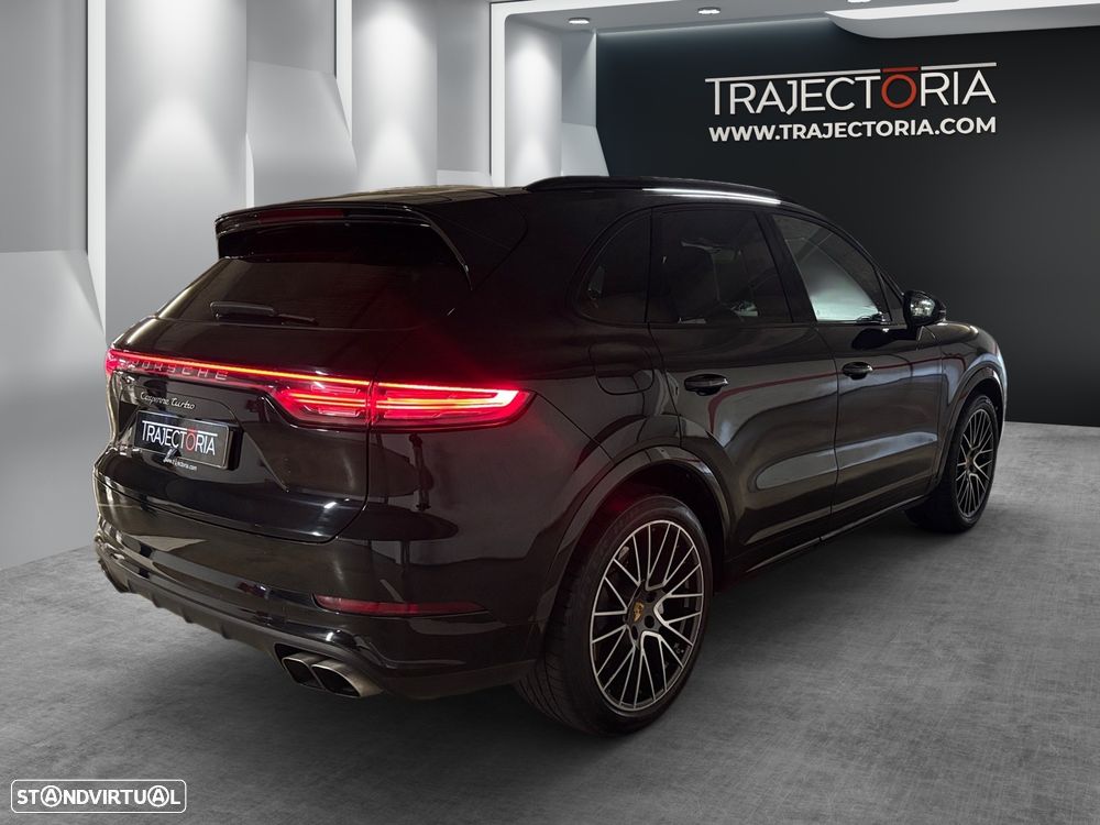 Porsche Cayenne Turbo Tiptronic S - 3