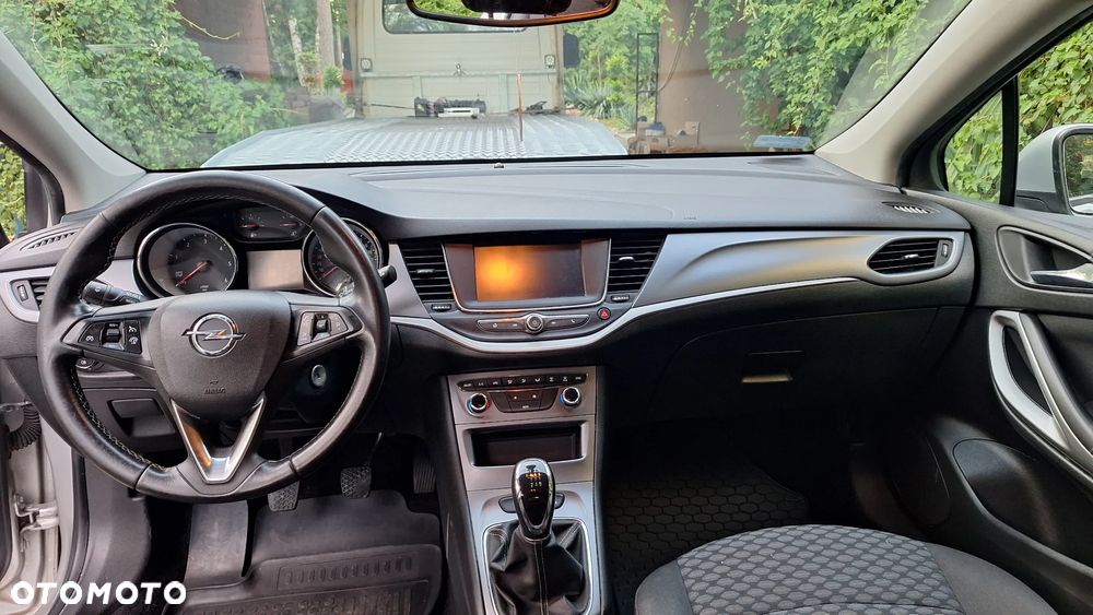 Opel Astra - 12