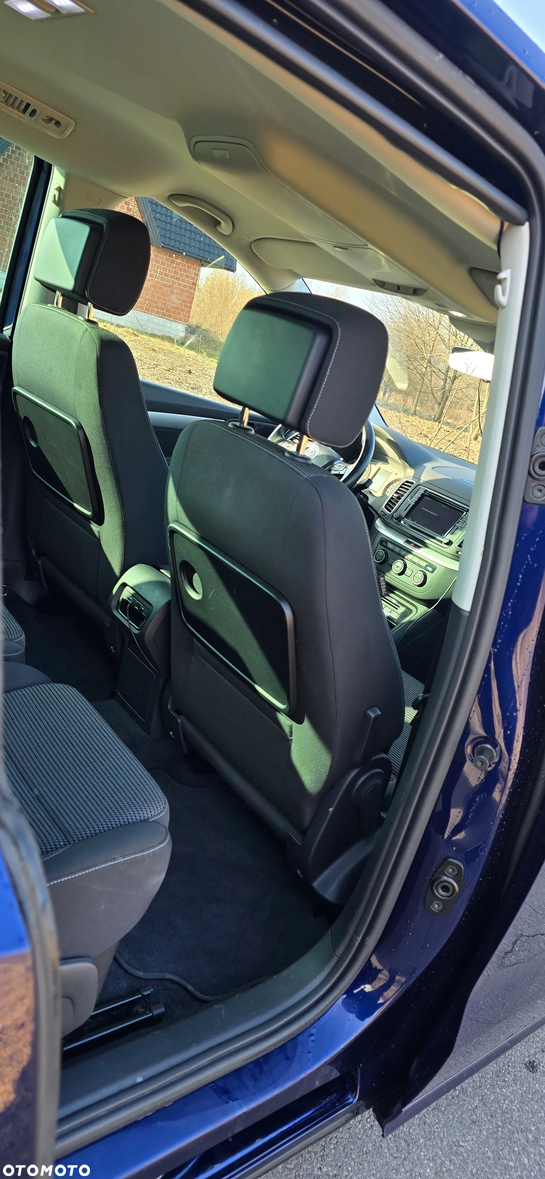 Volkswagen Sharan - 11