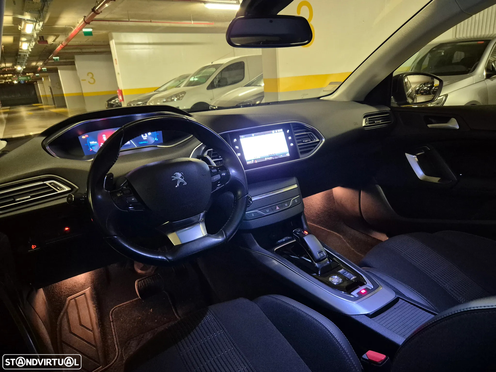 Peugeot 308 SW 1.5 BlueHDi Allure Pack EAT8 - 16