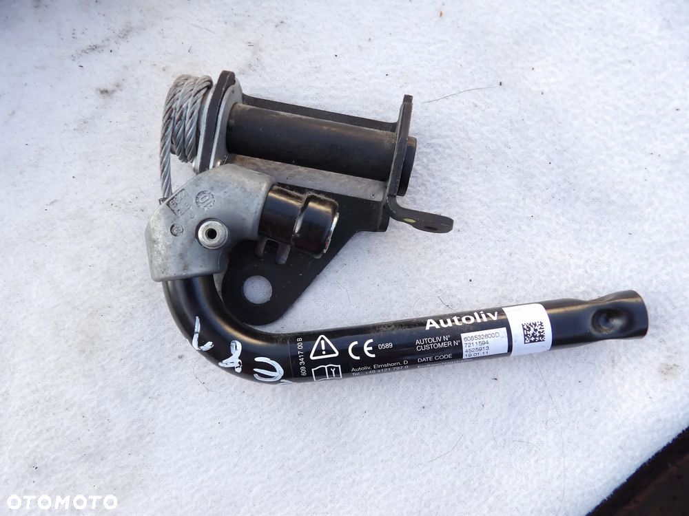 BMW - F10,F11 - NAPINACZ PASA PRAWY PRZÓD - 7211594 - 1