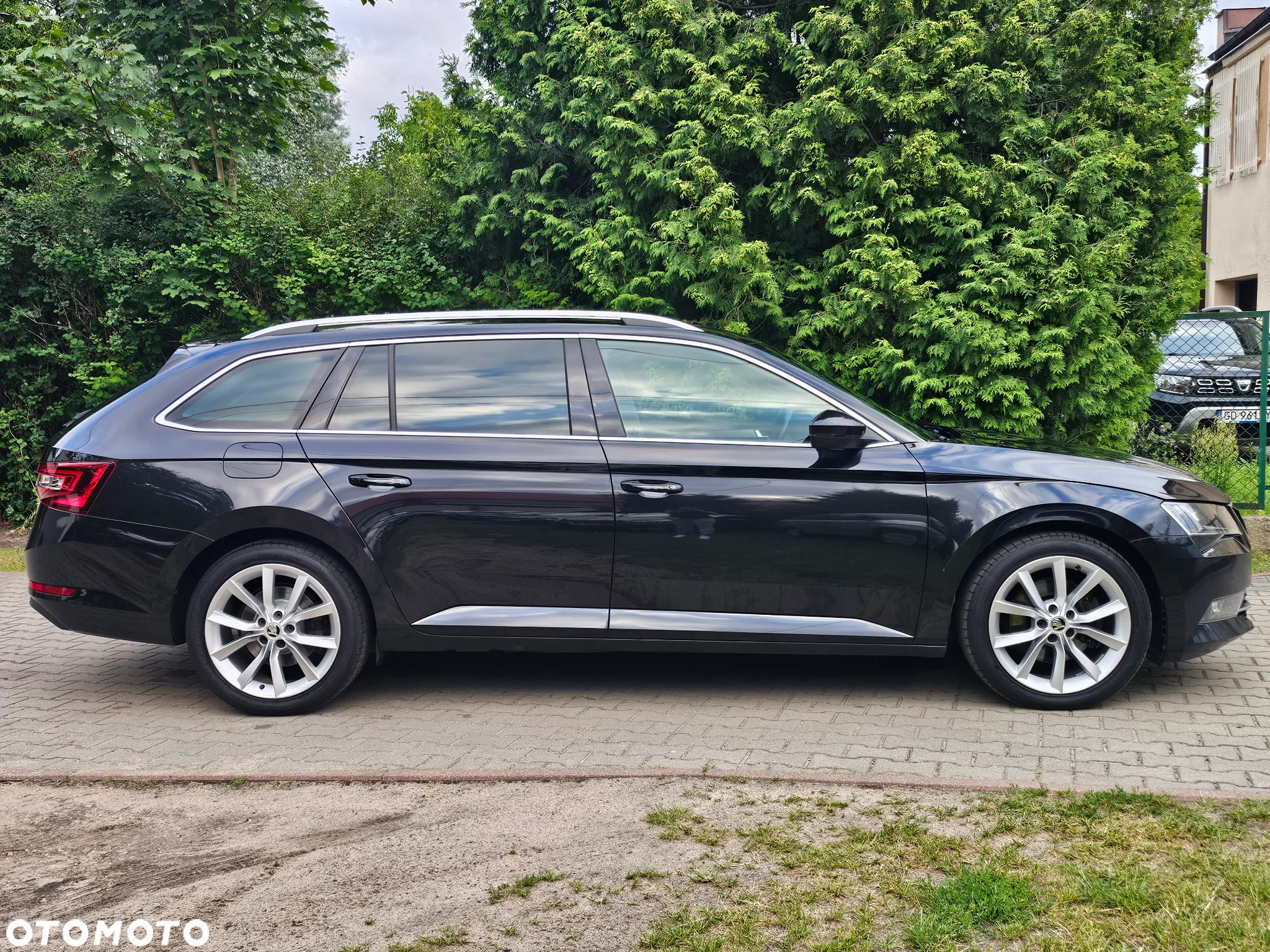 Skoda Superb 2.0 TDI DSG Style - 8