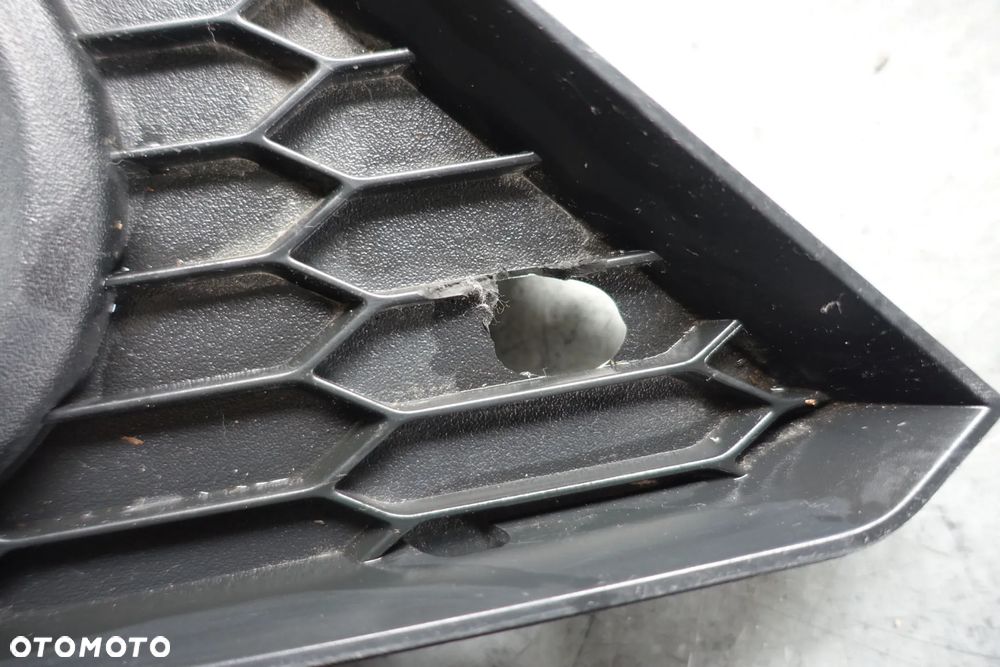 KRATKA ZDERZAKA LEWA PRAWA SEAT ARONA - 2