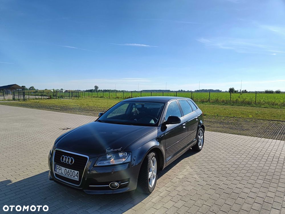 Audi A3 Sportback - 8