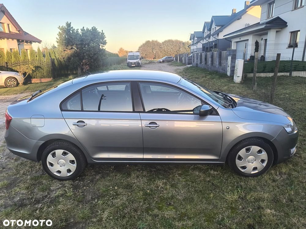 Skoda RAPID - 7