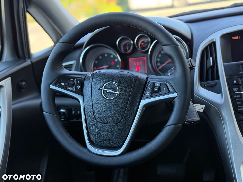 Opel Astra 1.4 Turbo Automatik - 29