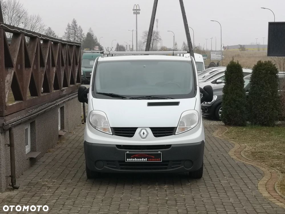 Renault Trafic 2.0dCi - 6
