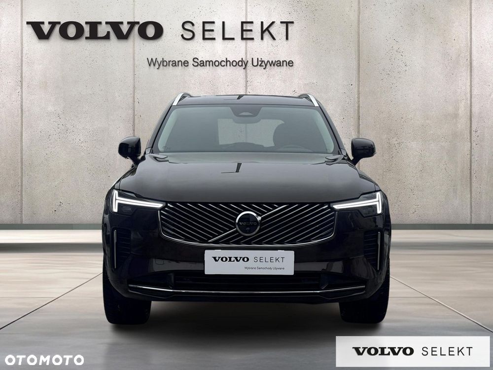 Volvo XC 90 - 9