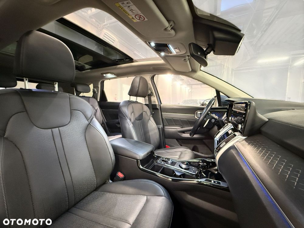 Kia Sorento 1.6 T-GDI HEV XL 7os - 25