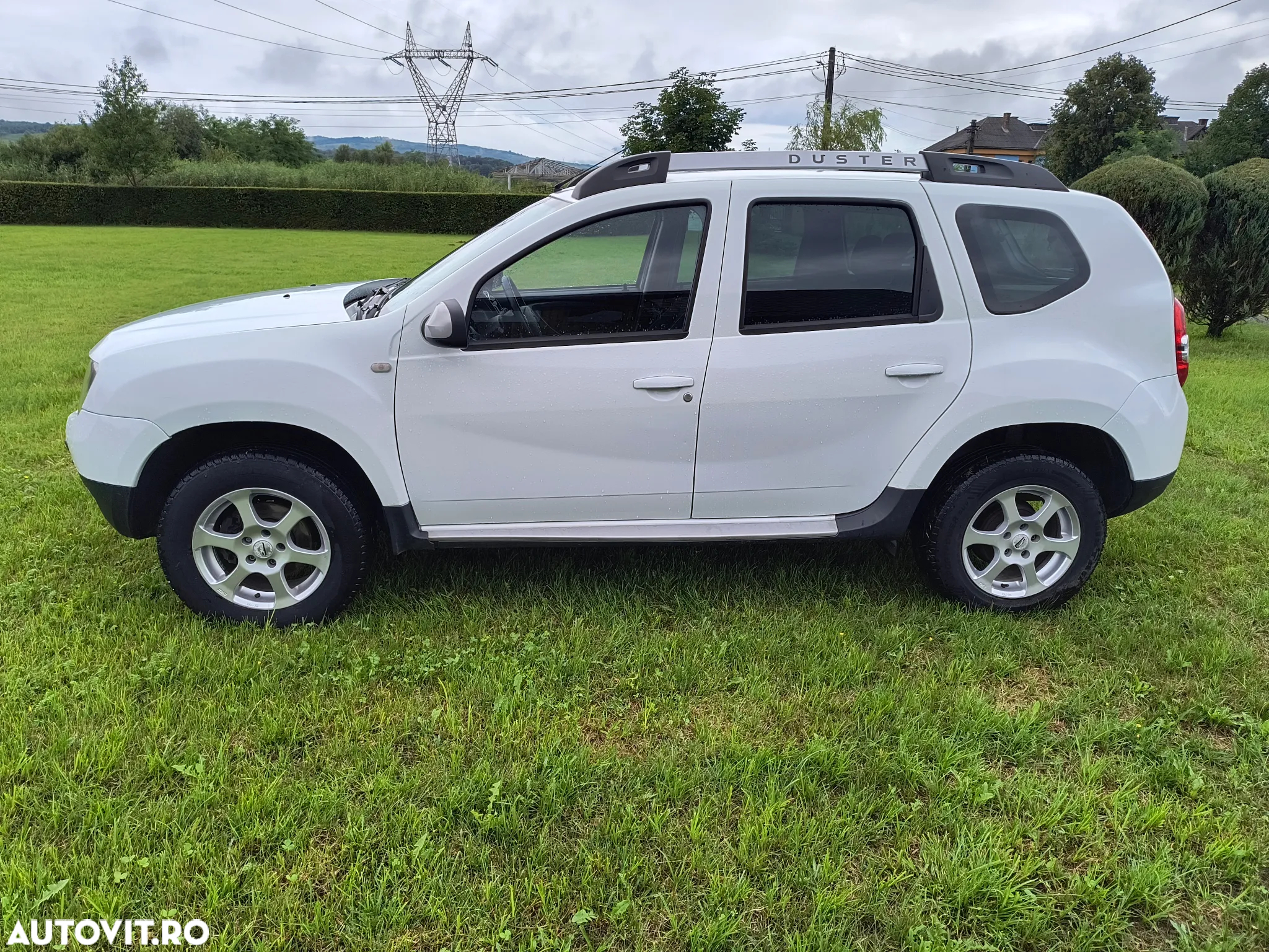 Dacia Duster 1.5 dCi 4x2 Laureate - 3