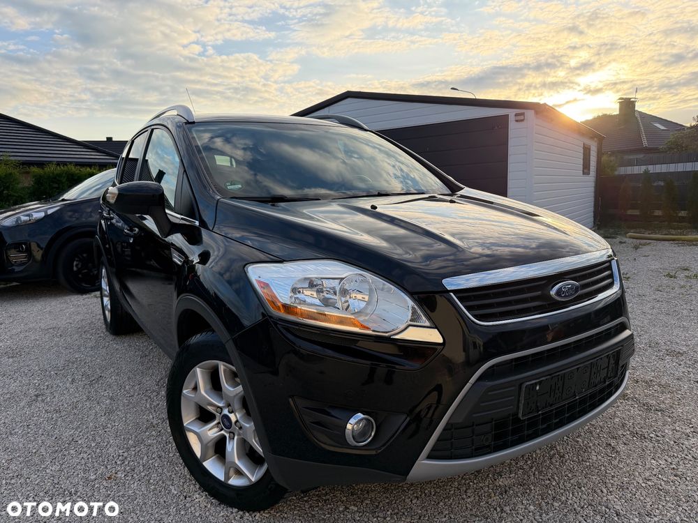 Ford Kuga 2.0 TDCi 2x4 Titanium - 2