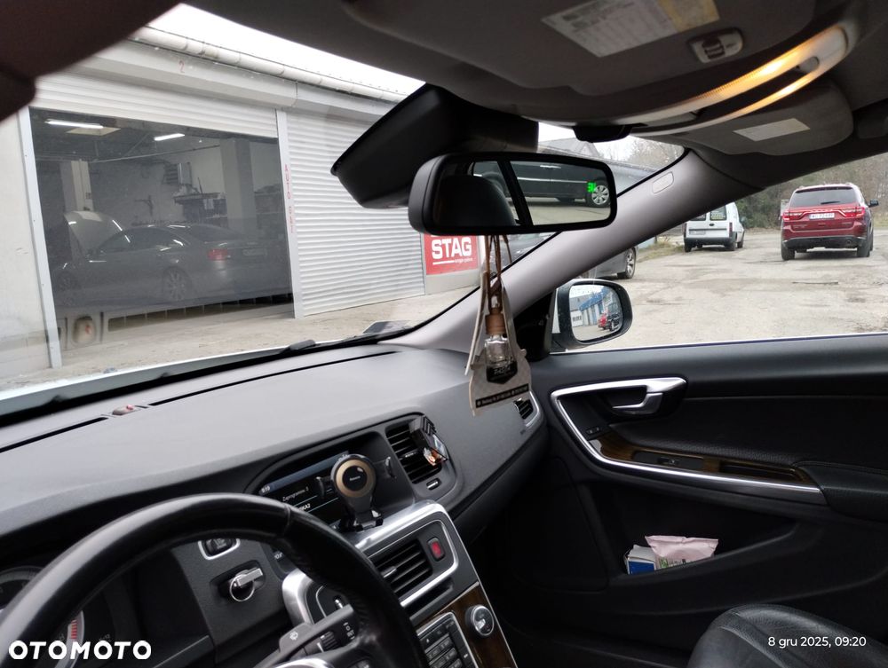 Volvo S60 ver-2-5-t5 - 6