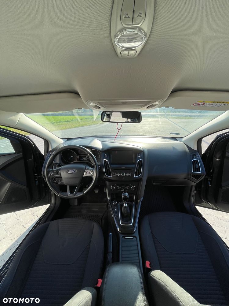 Ford Focus 1.5 EcoBoost Titanium ASS - 26