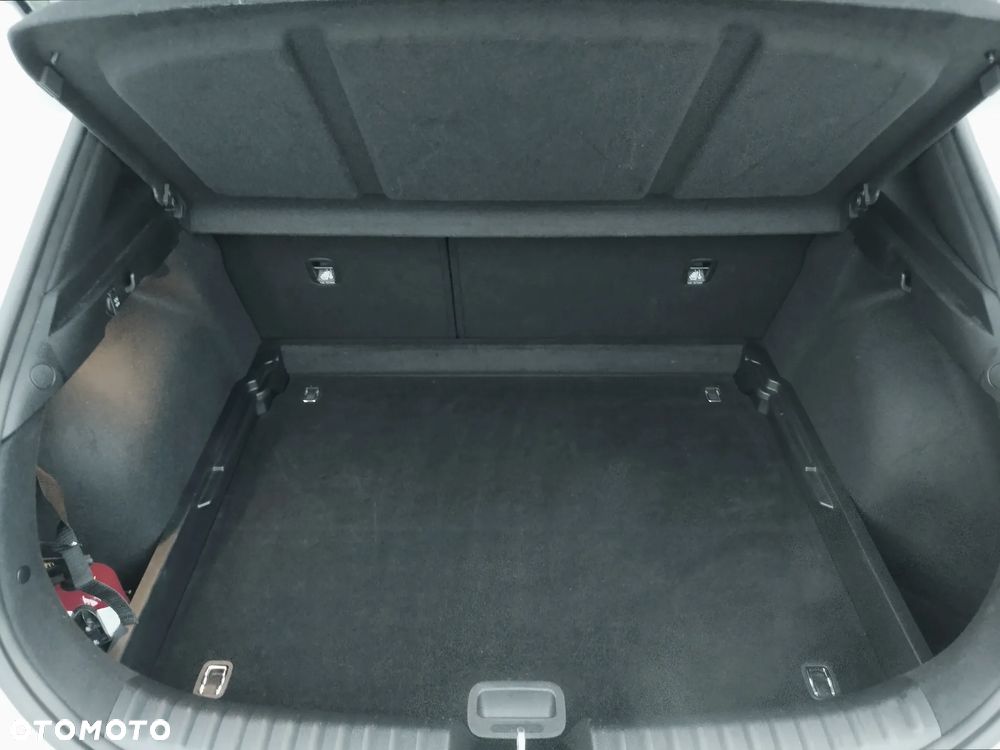 Kia XCeed 1.4 T-GDI M - 14