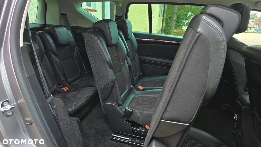 Renault Espace BLUE dCi 160 EDC BUSINESS EDITION - 4