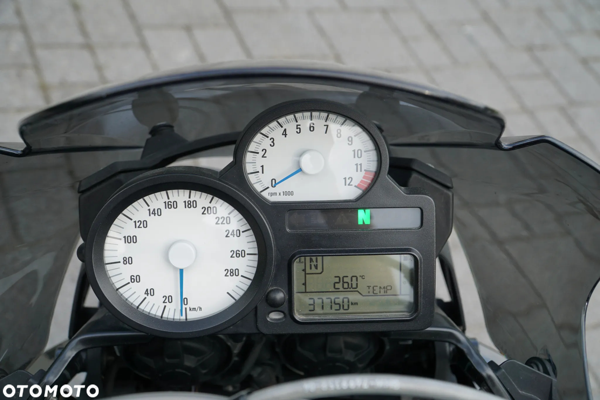BMW K - 12