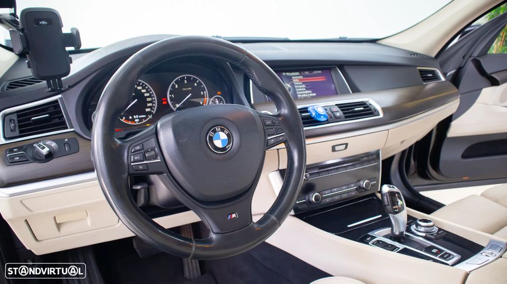 BMW 520 Gran Turismo d Line Luxury - 7